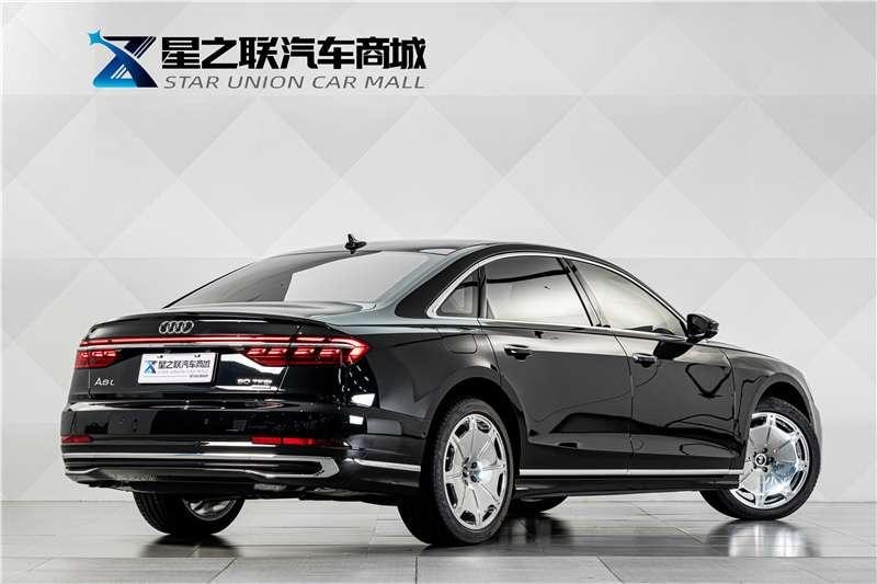 Audi A8 2025 — фото автомобиля