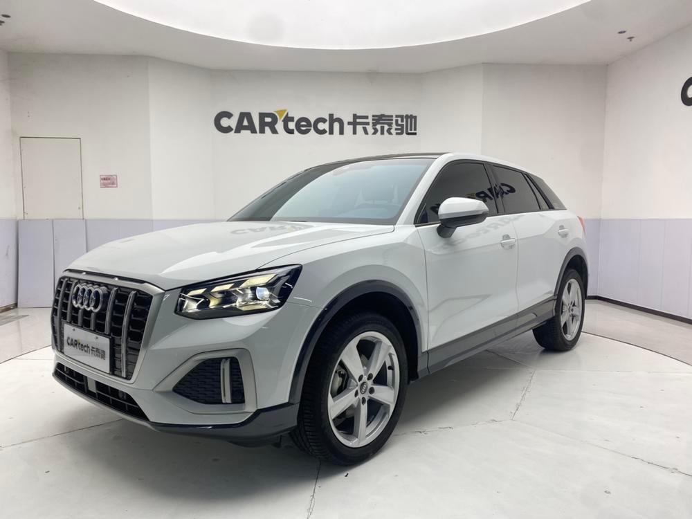 Audi Q2L 2022 — фото автомобиля 1