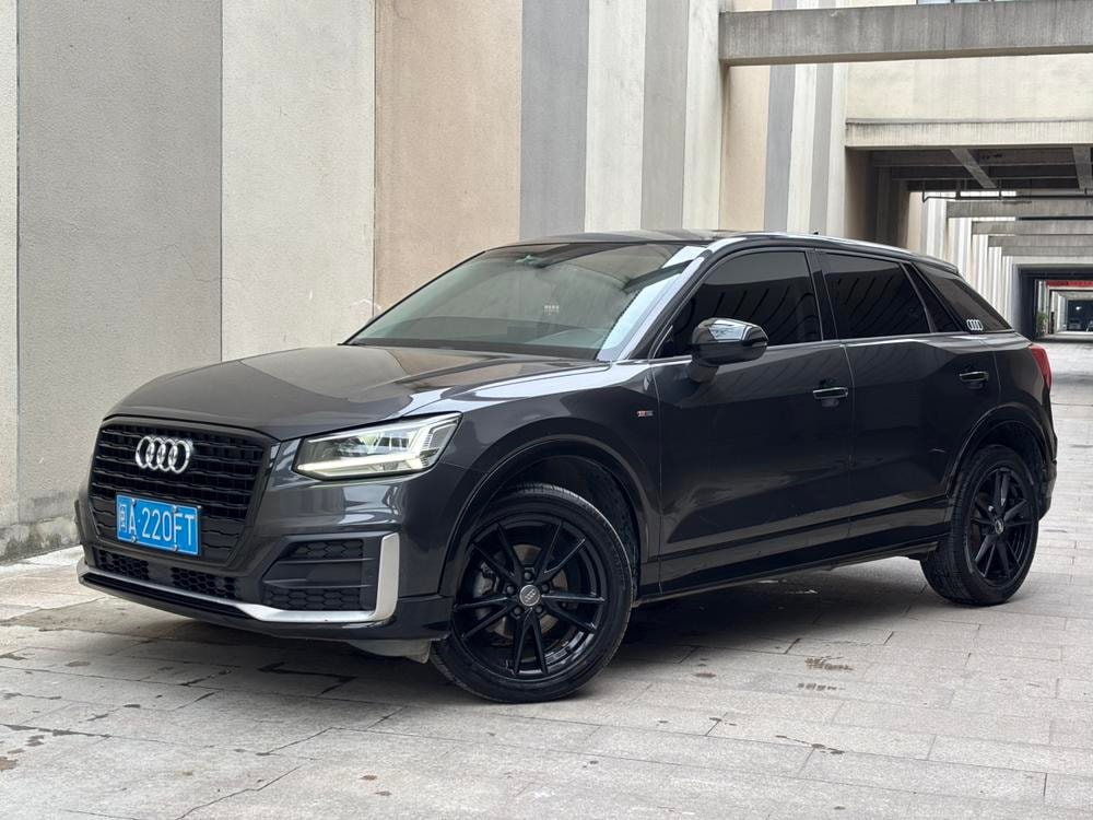 Audi Q2L 2018 — фото автомобиля