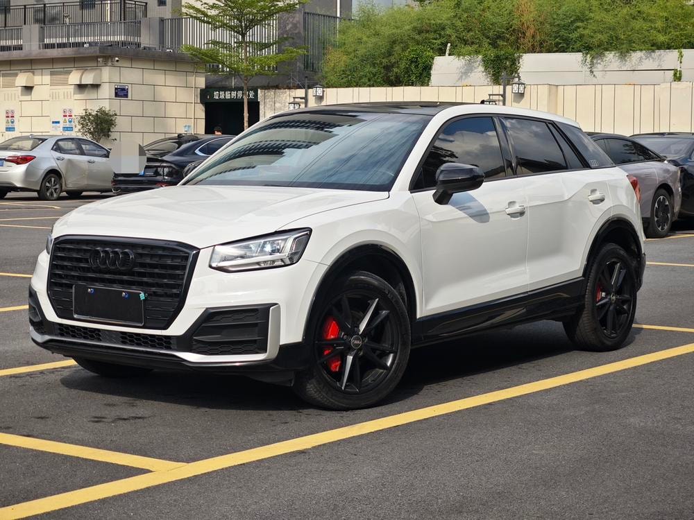 Audi Q2L 2018 — фото автомобиля