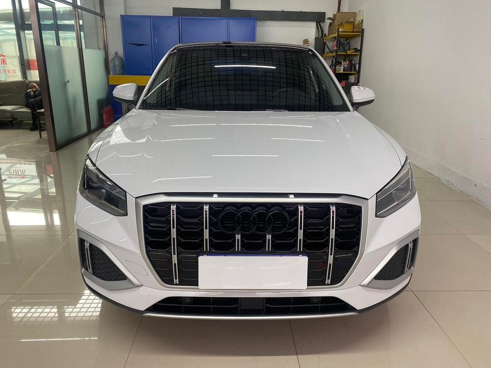 Audi Q2L 2022 — фото автомобиля