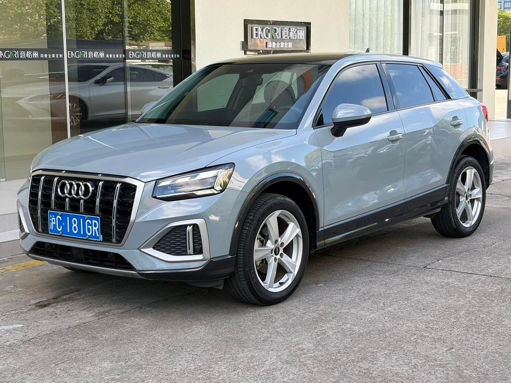 Audi Q2L 2022 — фото автомобиля 1