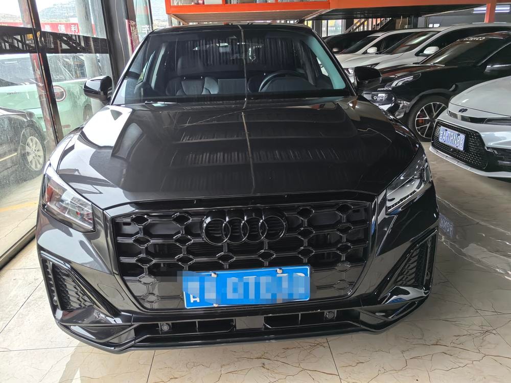 Audi Q2L 2022 — фото автомобиля 1