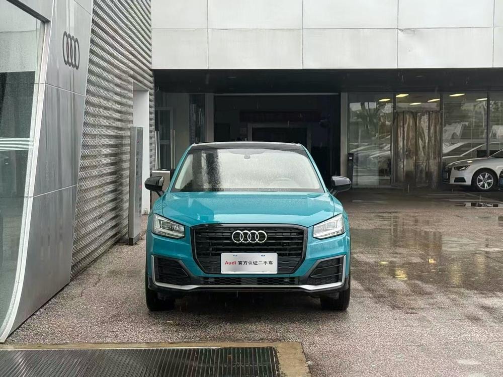Audi Q2L 2021 — фото автомобиля