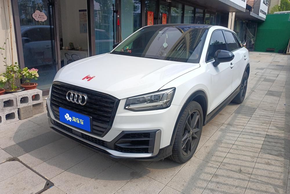 Audi Q2L 2018 — фото автомобиля