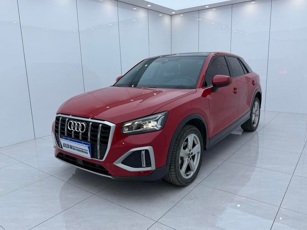 Audi Q2L 2022 — фото автомобиля 1