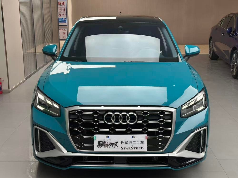 Audi Q2L 2022 — фото автомобиля 1