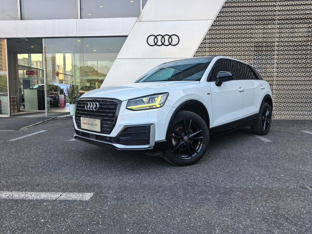 Audi Q2L 2020 — фото автомобиля