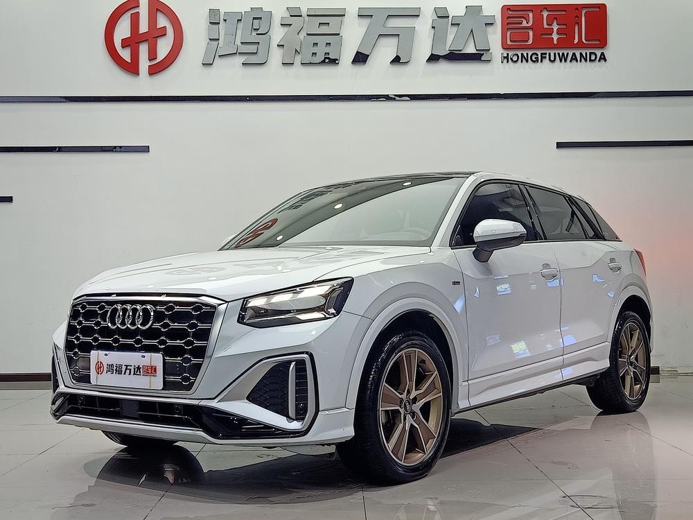 Audi Q2L 2022 — фото автомобиля 1