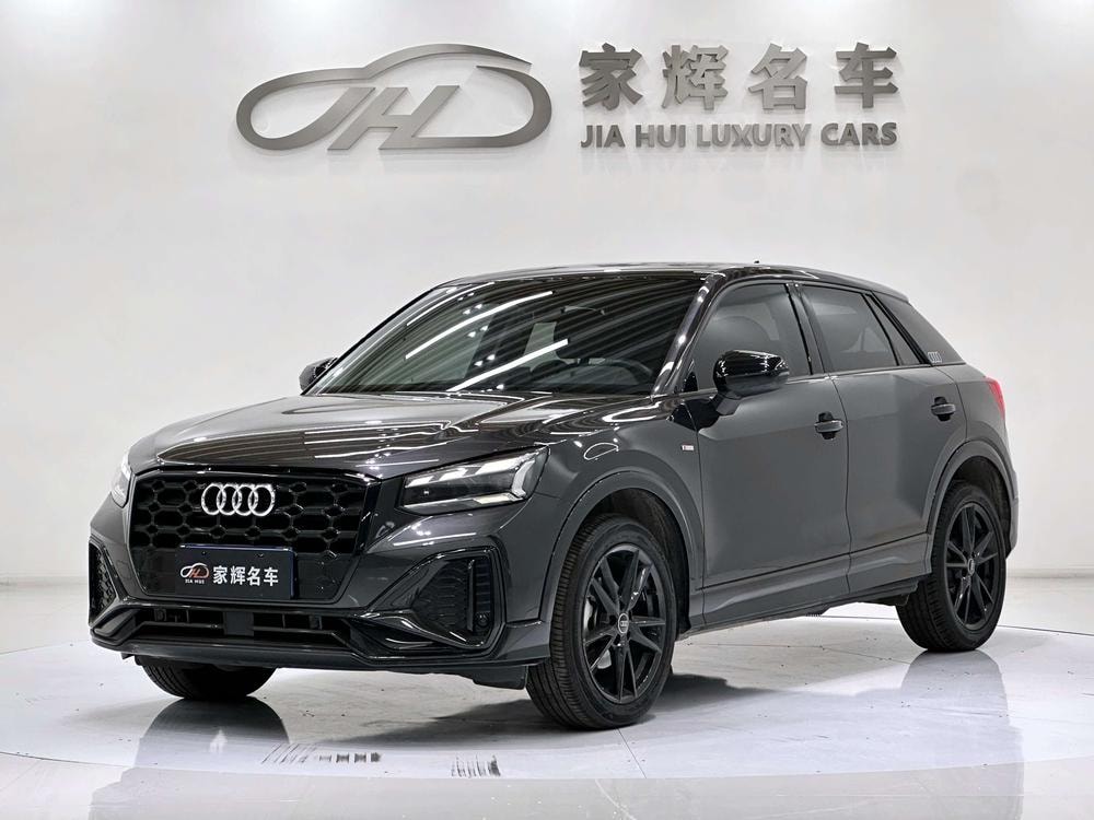 Audi Q2L 2022 — фото автомобиля