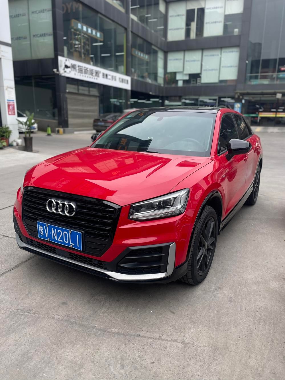 Audi Q2L 2020 — фото автомобиля