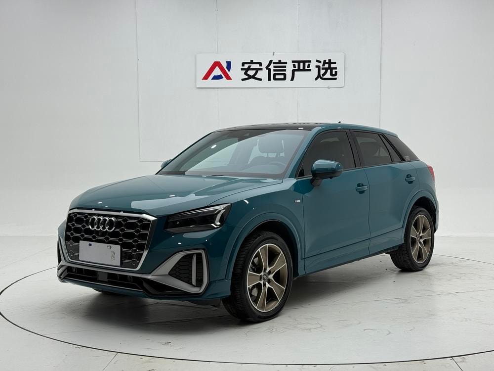Audi Q2L 2022 — фото автомобиля