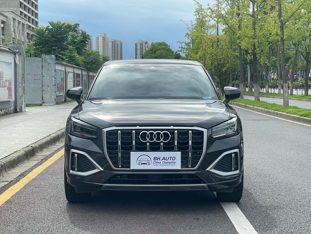 Audi Q2L 2022 — фото автомобиля