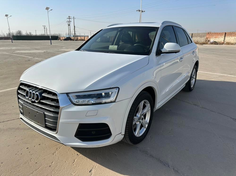 Audi Q3 2018 — фото автомобиля 1