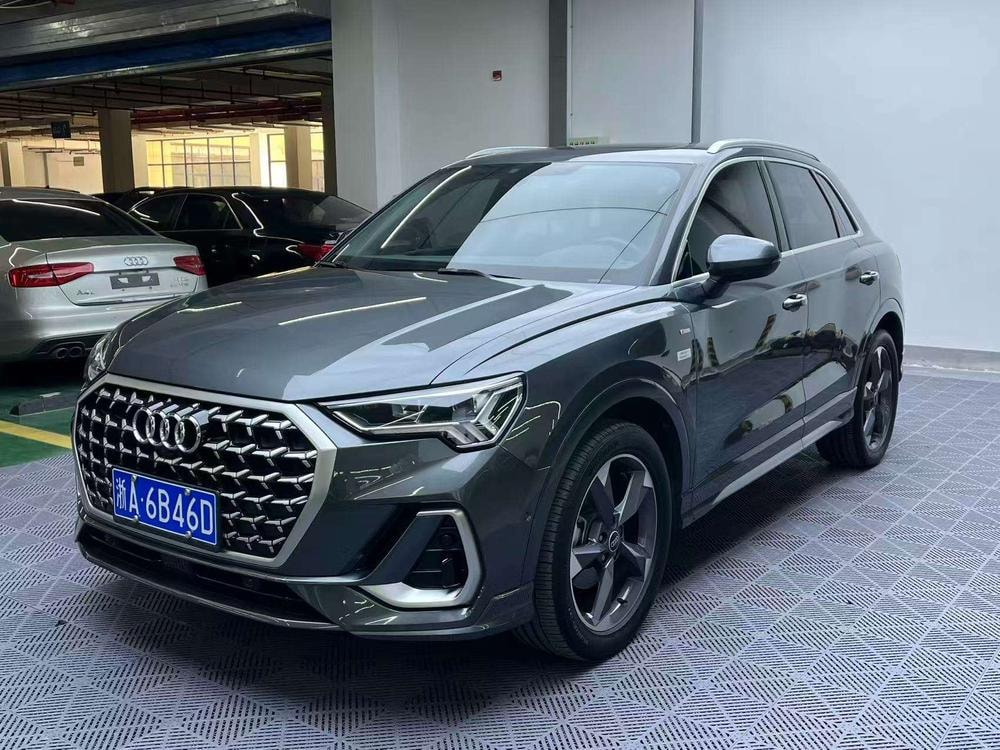 Audi Q3 2024 — фото автомобиля 1