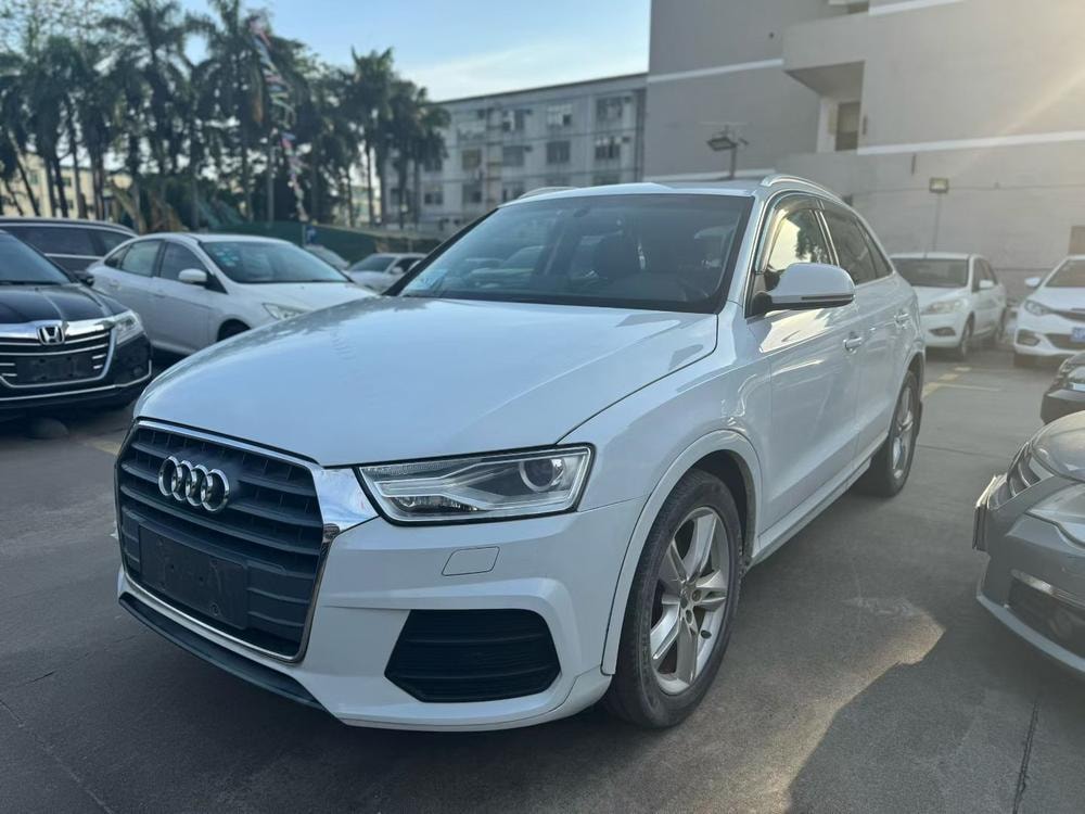 Audi Q3 2017 — фото автомобиля 1