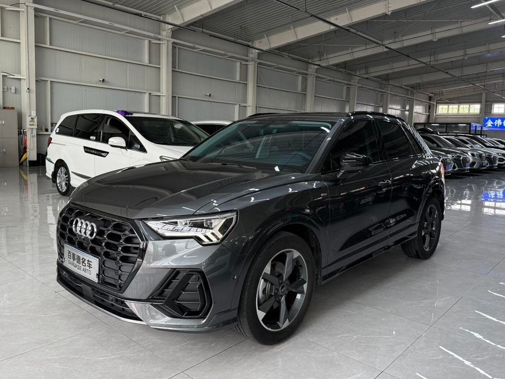 Audi Q3 2023 — фото автомобиля 1