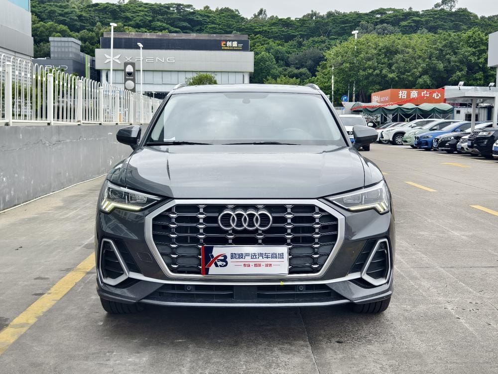 Audi Q3 2020 — фото автомобиля 1