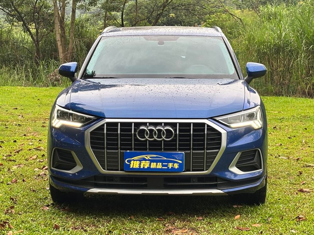 Audi Q3 2019 — фото автомобиля 1
