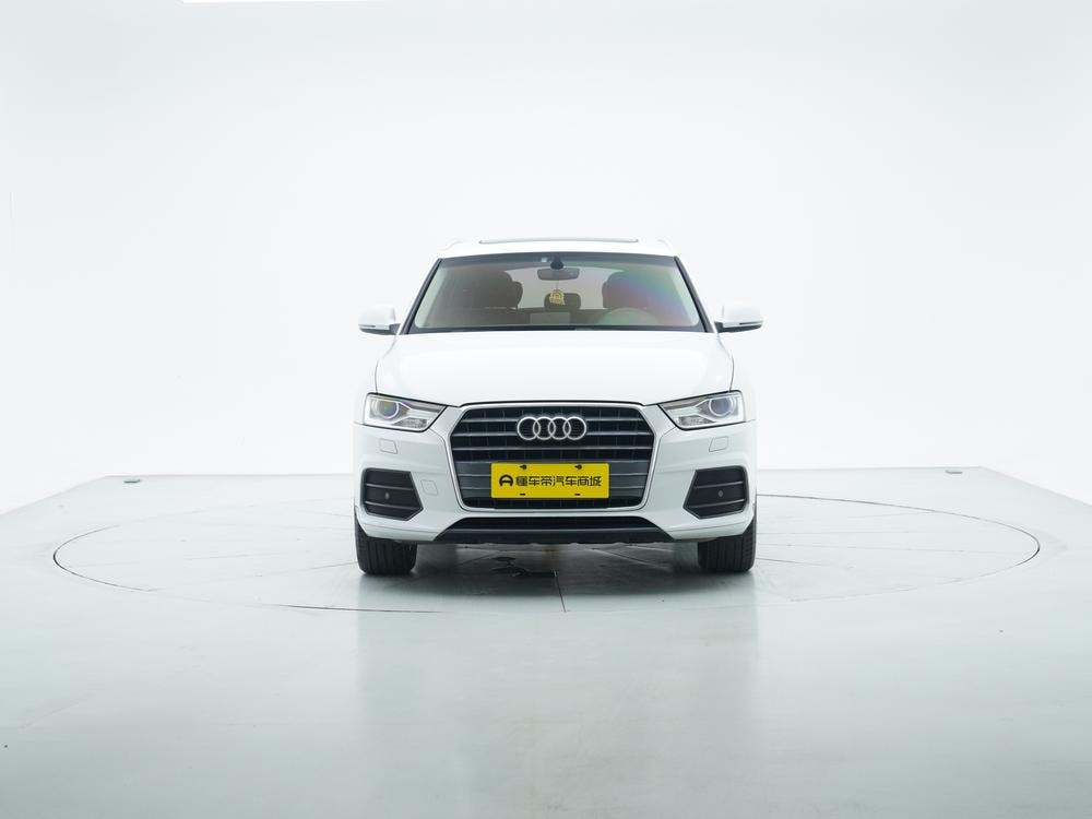 Audi Q3 2016 — фото автомобиля