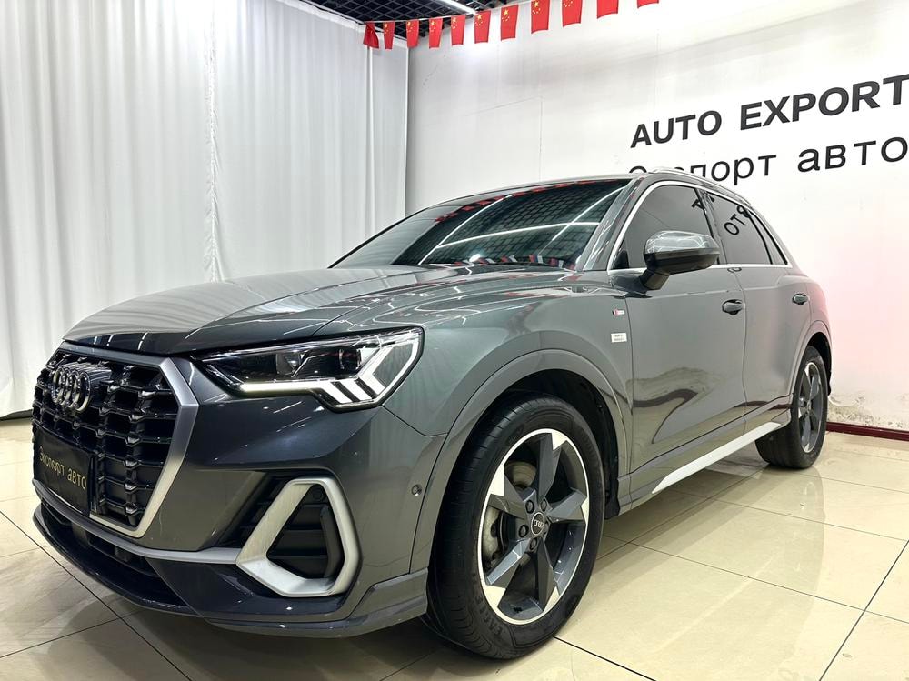 Audi Q3 2023 — фото автомобиля