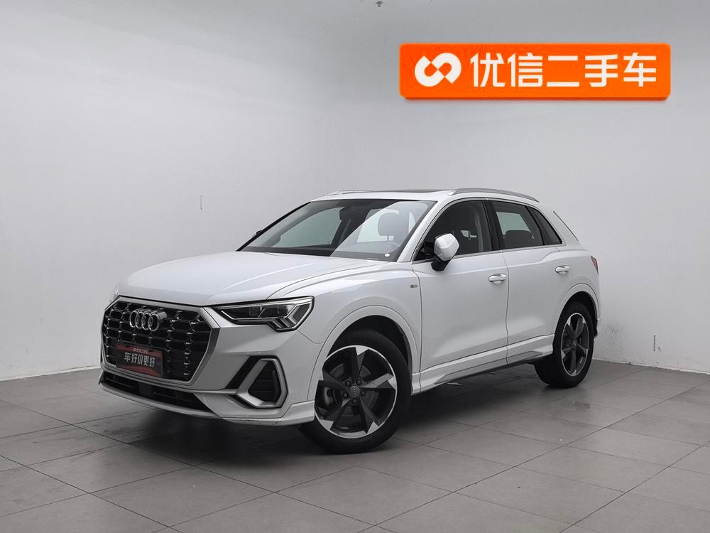 Audi Q3 2020 — фото автомобиля 1