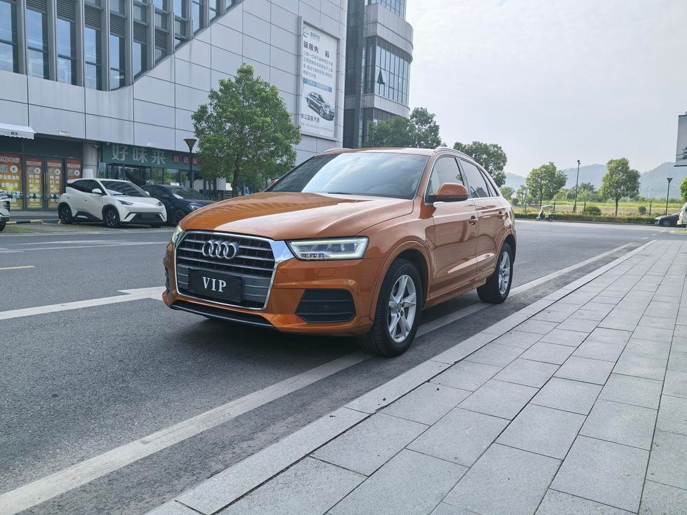 Audi Q3 2018 — фото автомобиля 1