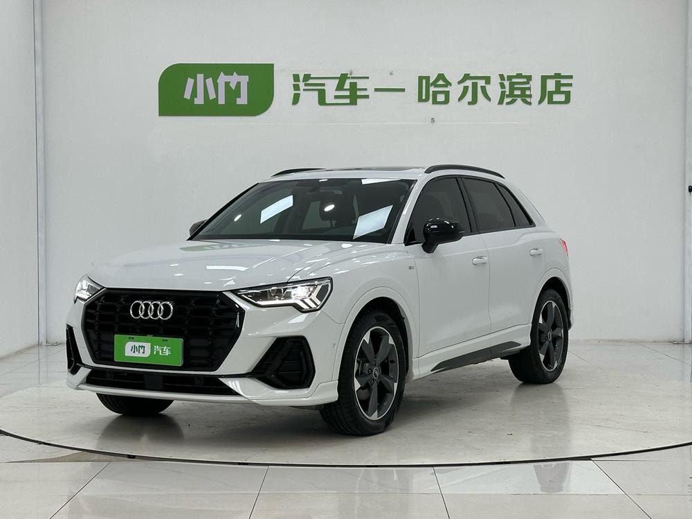 Audi Q3 2023 — фото автомобиля