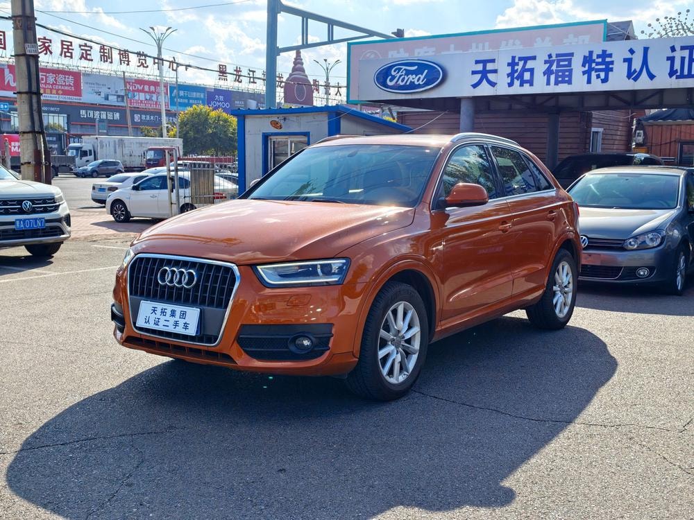 Audi Q3 2015 — фото автомобиля 1