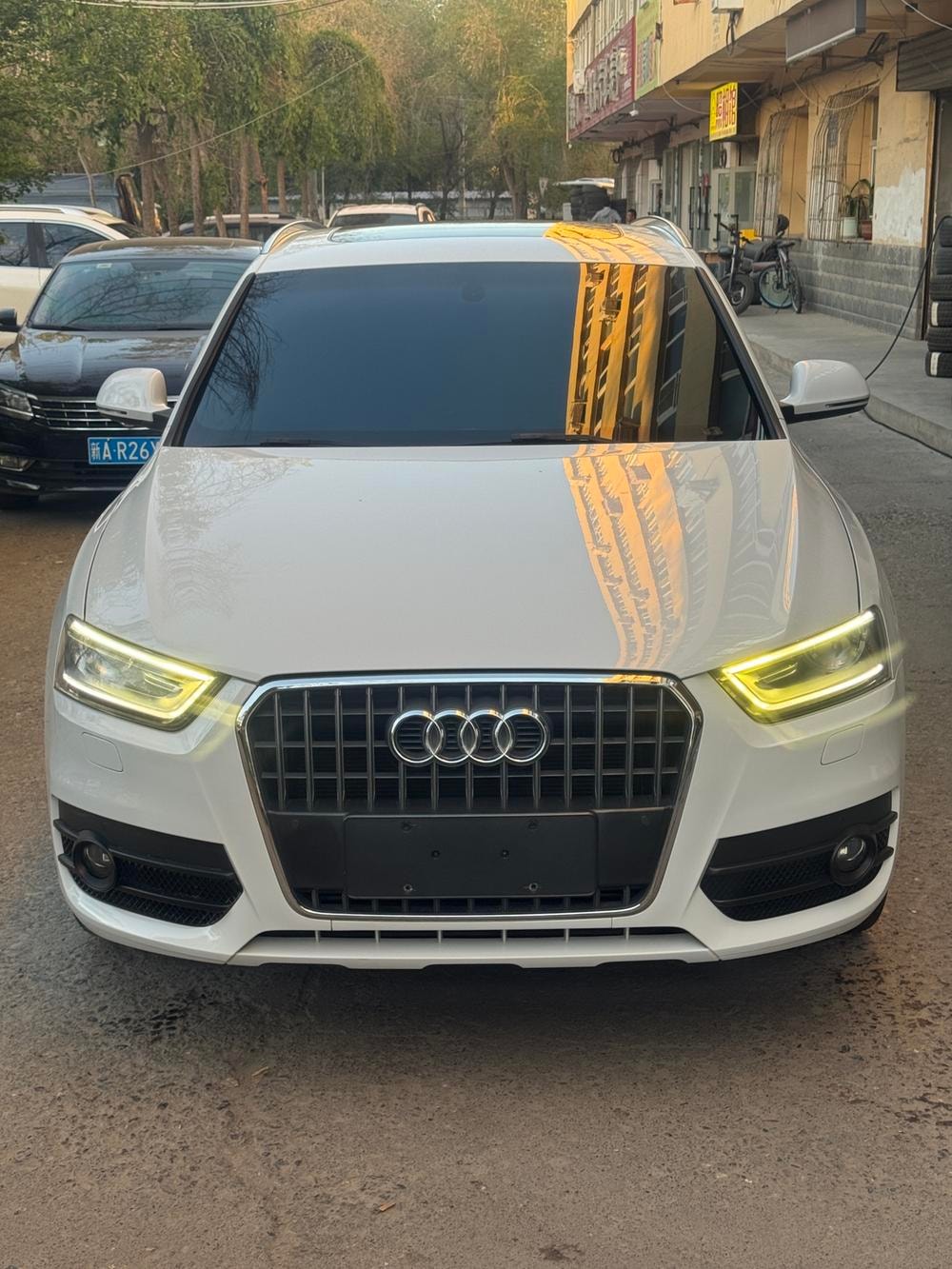 Audi Q3 2015 — фото автомобиля