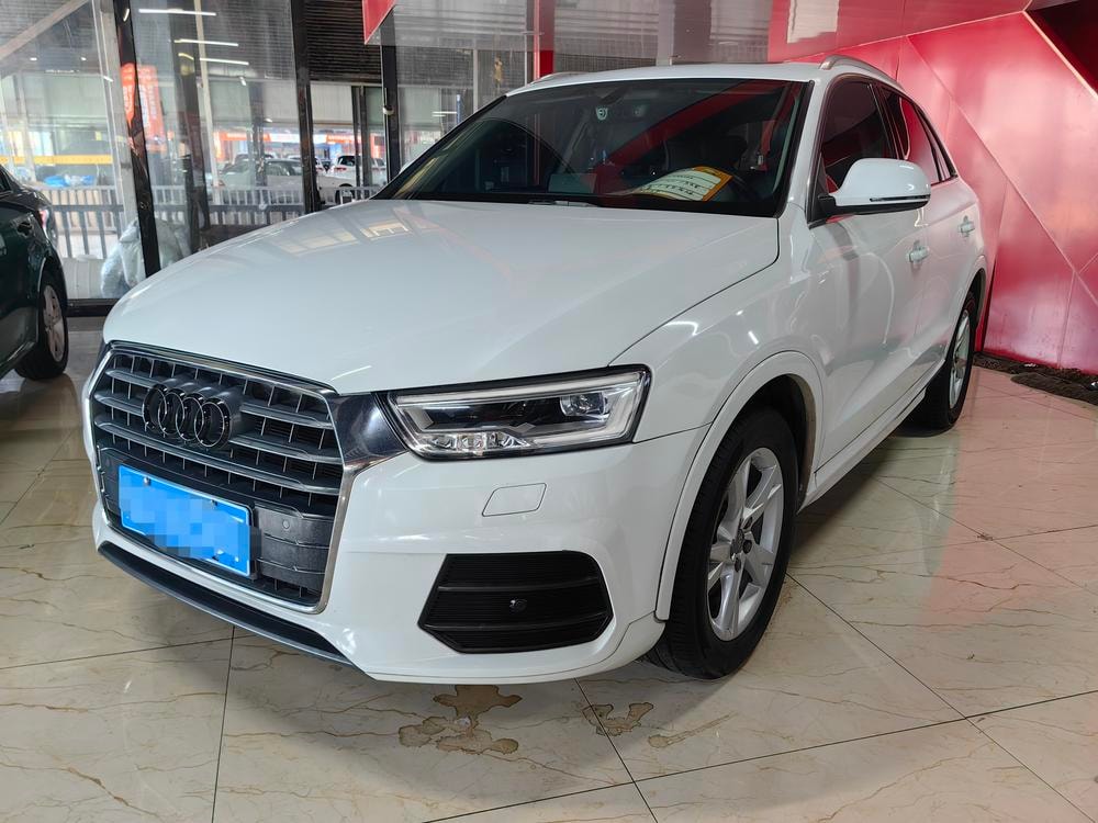 Audi Q3 2018 — фото автомобиля 1