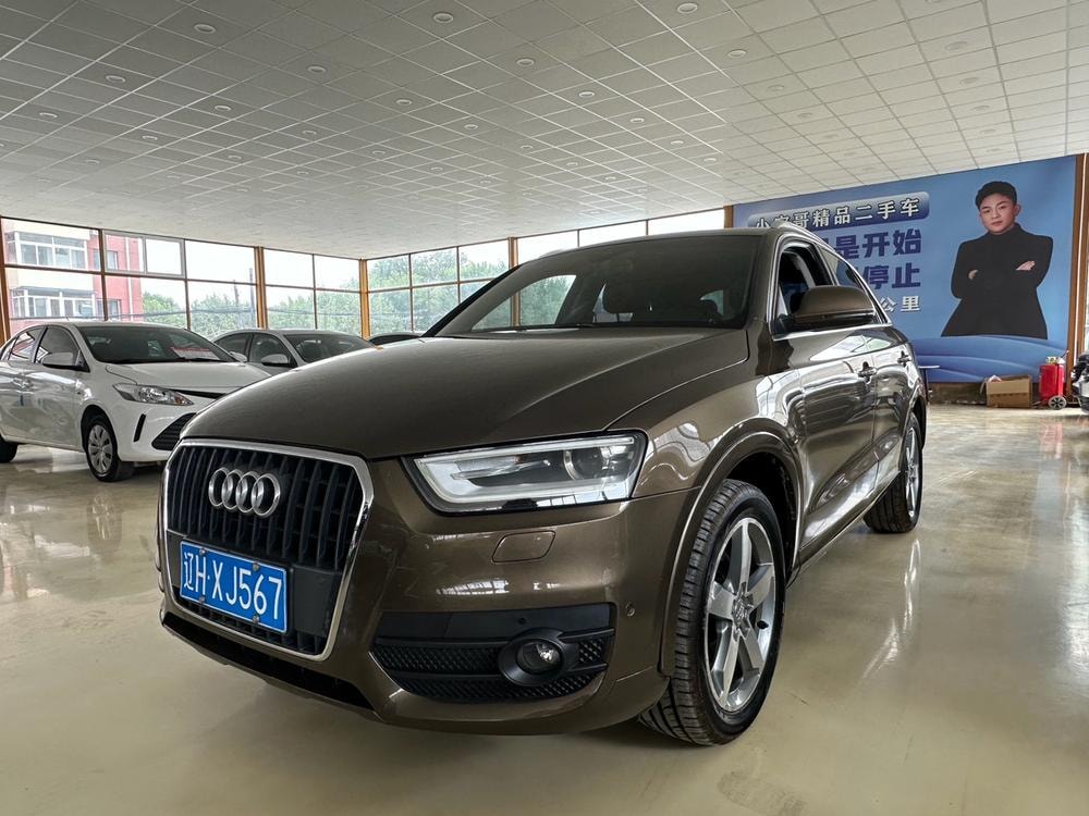 Audi Q3 2013 — фото автомобиля