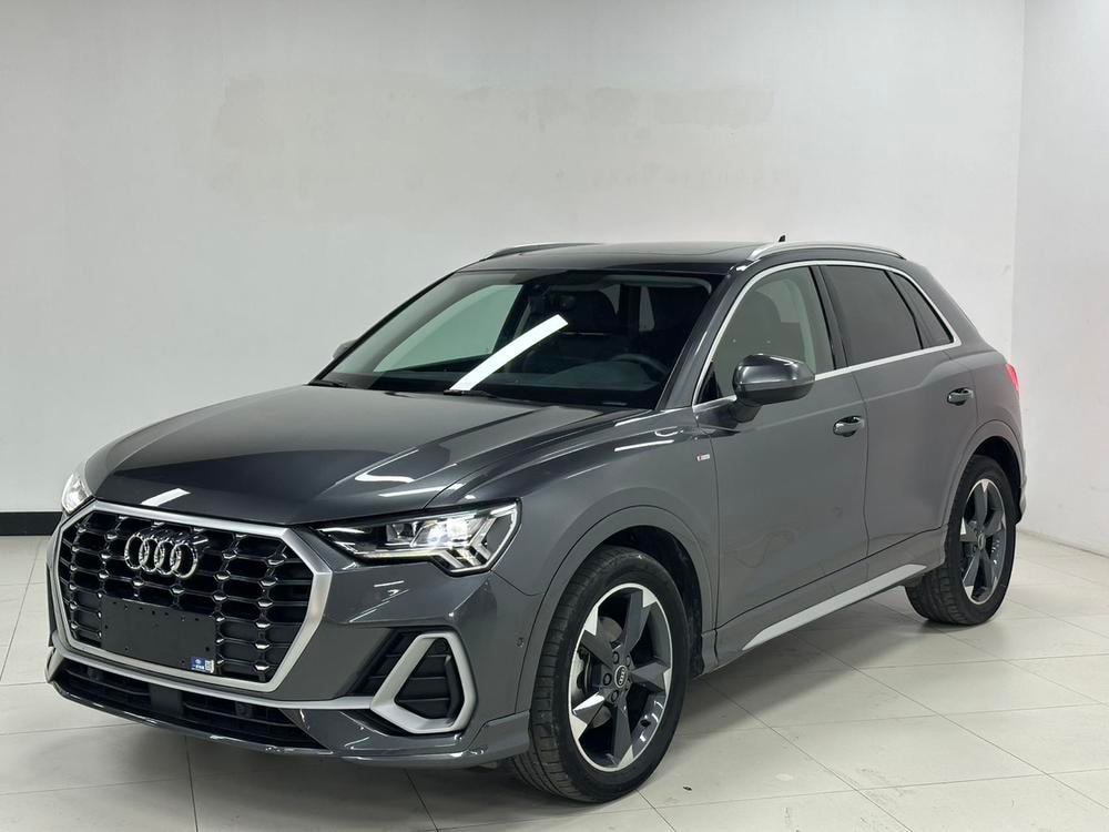 Audi Q3 2022 — фото автомобиля 1