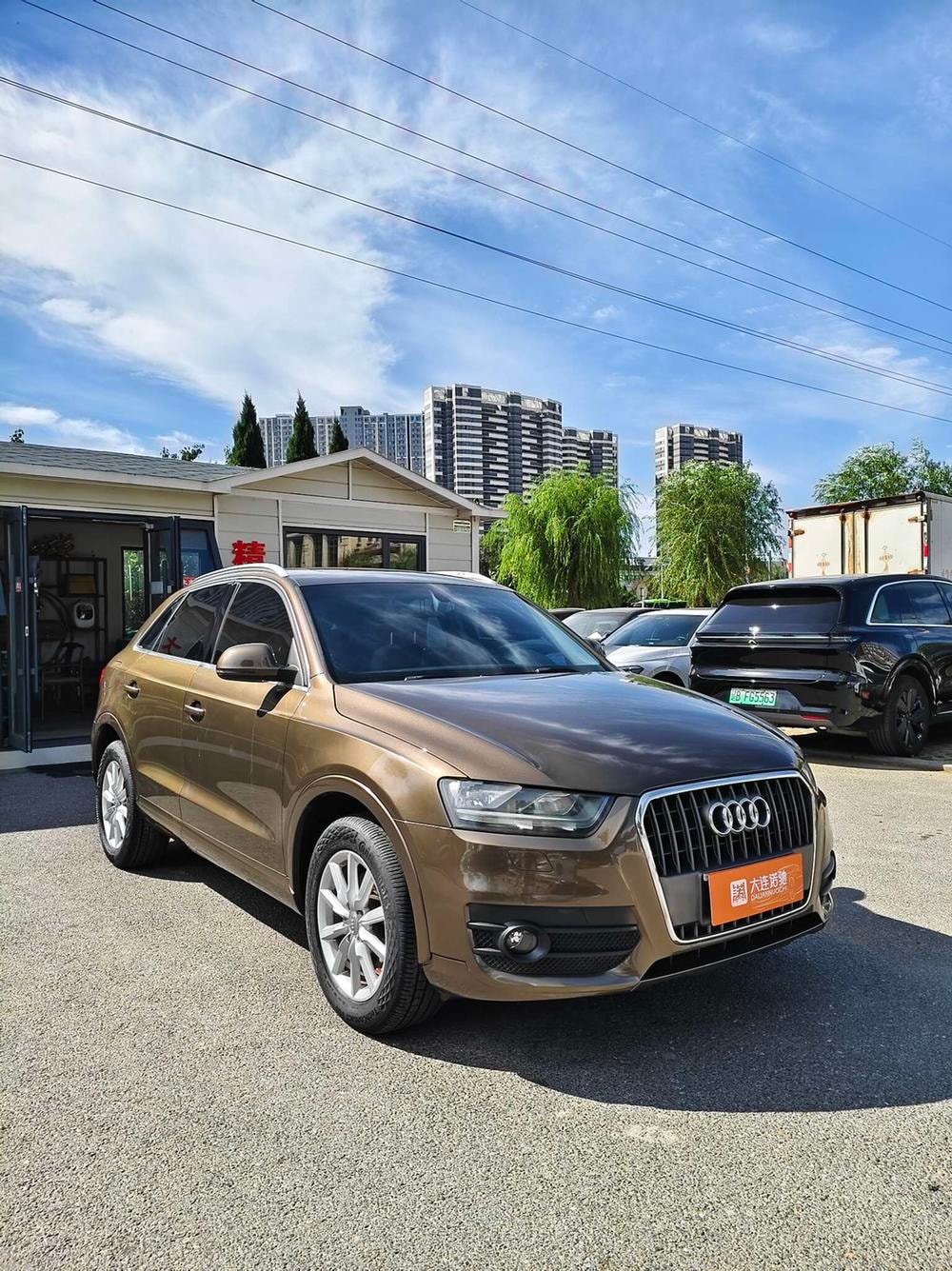 Audi Q3 2013 — фото автомобиля