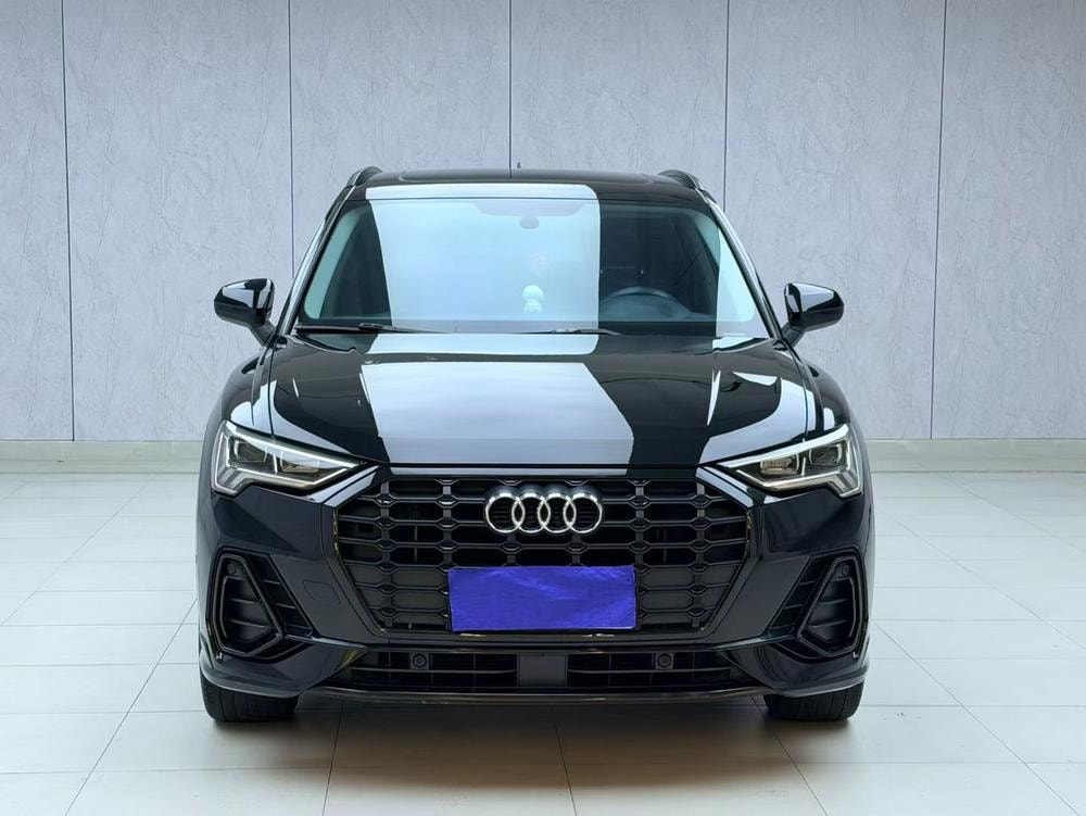 Audi Q3 2021 — фото автомобиля 1