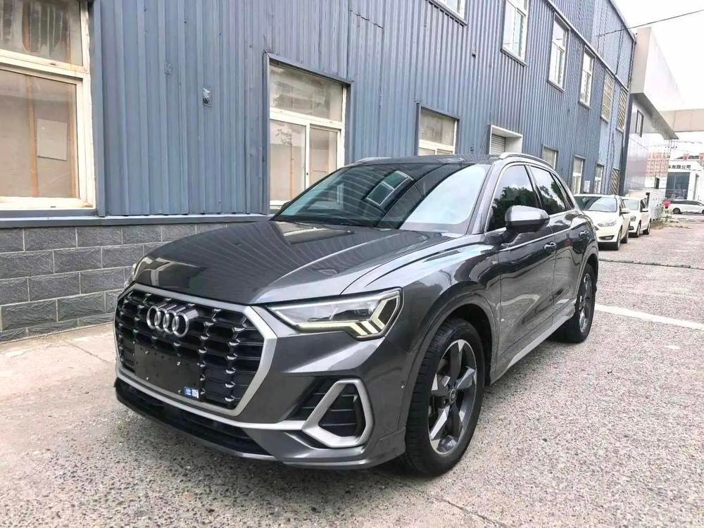 Audi Q3 2023 — фото автомобиля 1