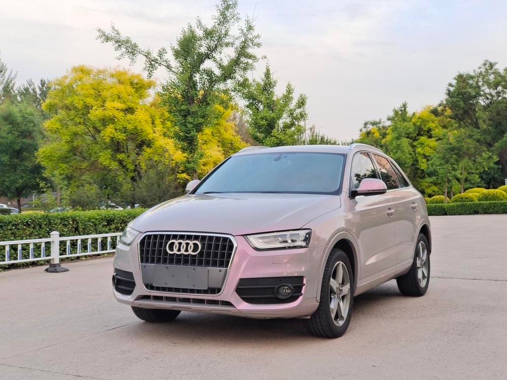 Audi Q3 2015 — фото автомобиля