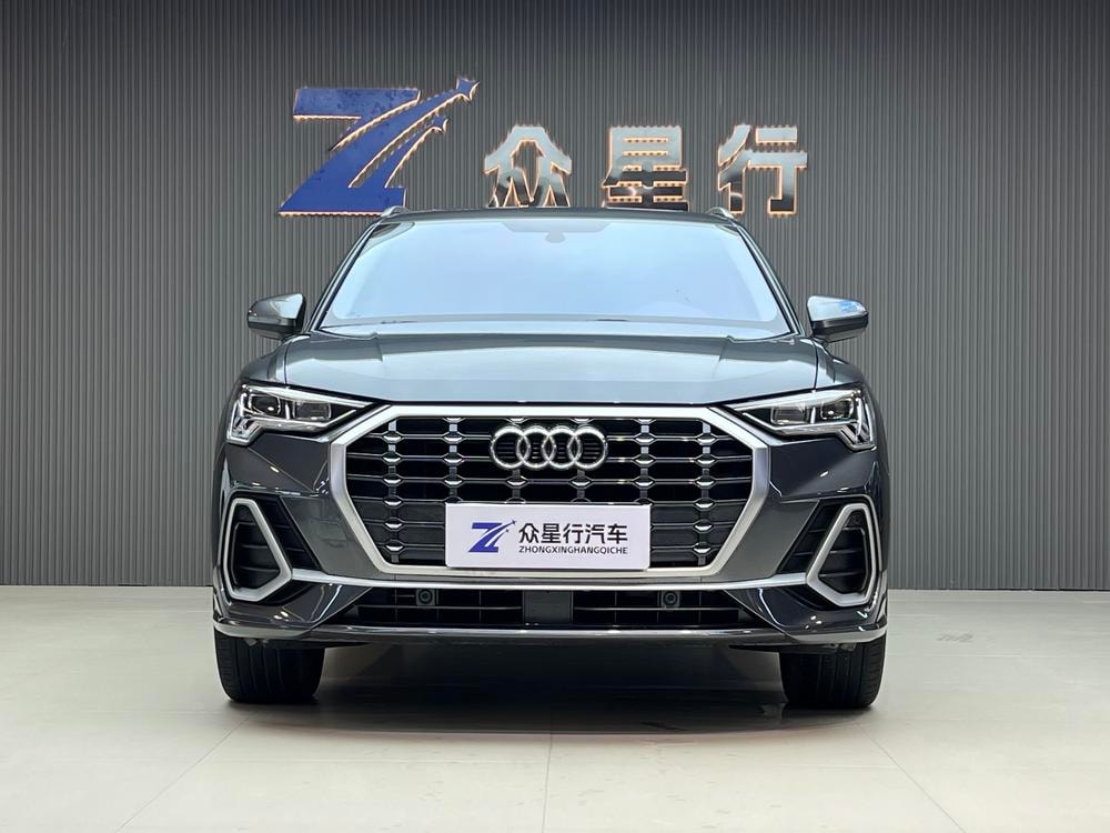 Audi Q3 2022 — фото автомобиля 1