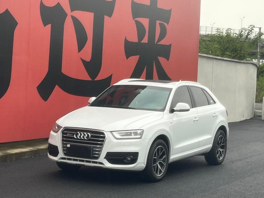 Audi Q3 2015 — фото автомобиля 1