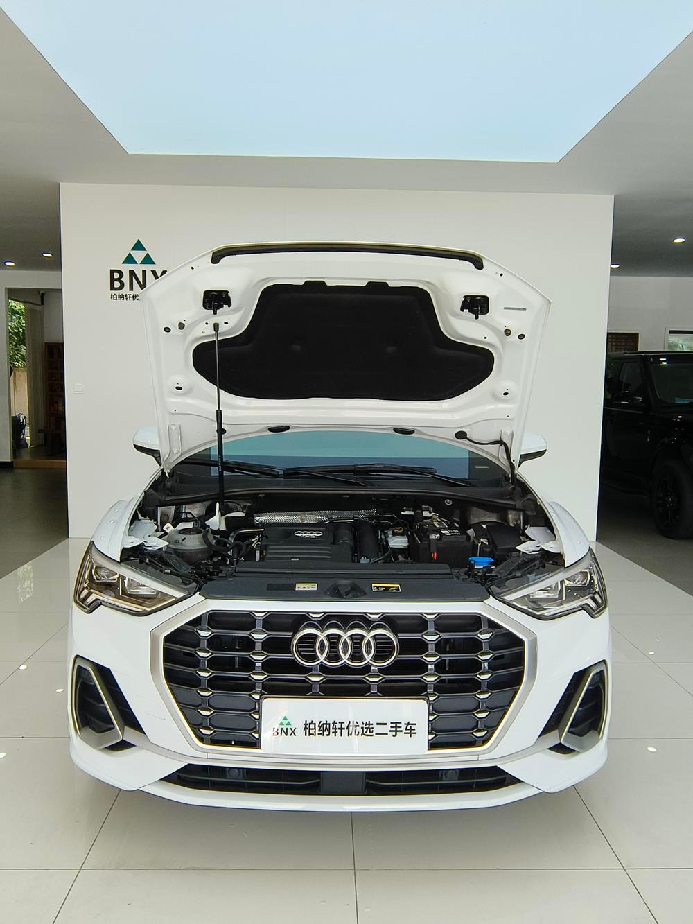 Audi Q3 2021 — фото автомобиля 1