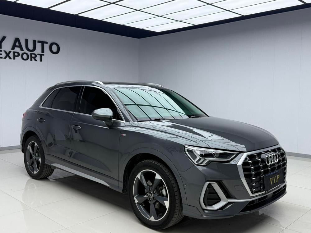 Audi Q3 2022 — фото автомобиля