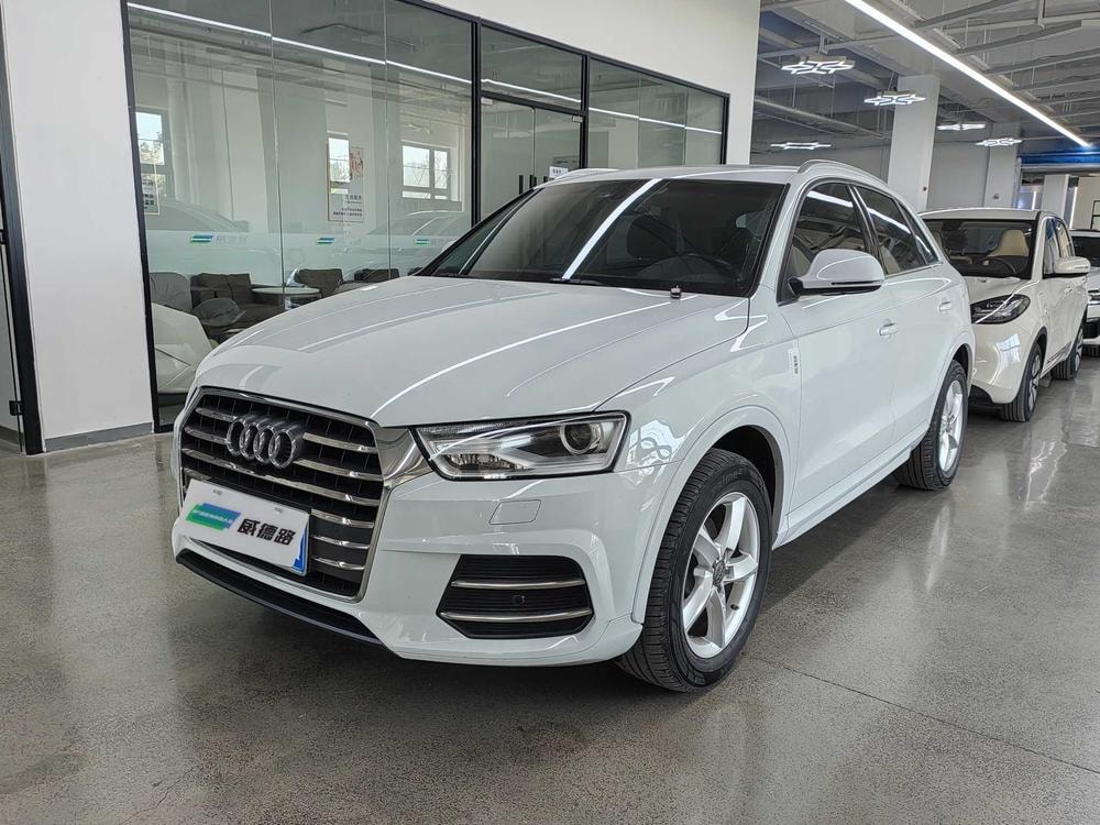 Audi Q3 2016 — фото автомобиля 1
