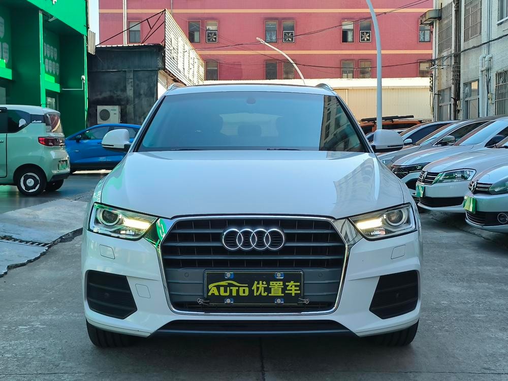 Audi Q3 2017 — фото автомобиля 1