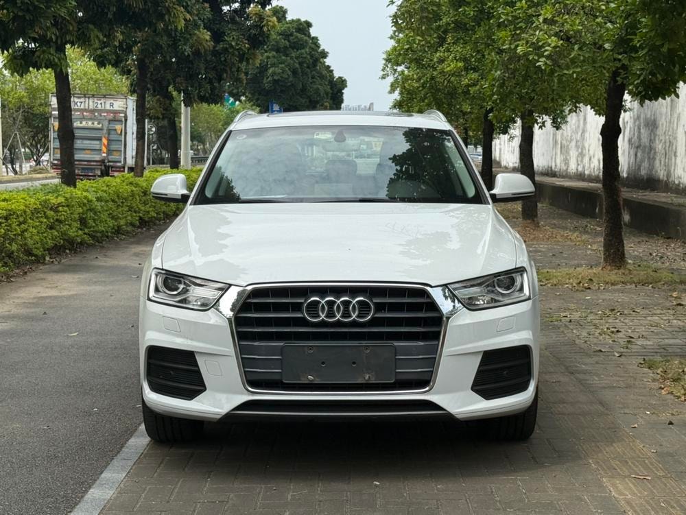 Audi Q3 2016 — фото автомобиля 1