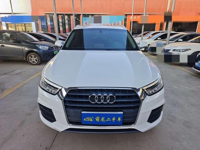 Audi Q3 2018 — фото автомобиля