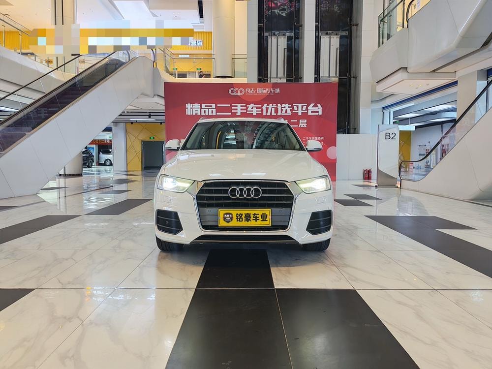 Audi Q3 2017 — фото автомобиля 1