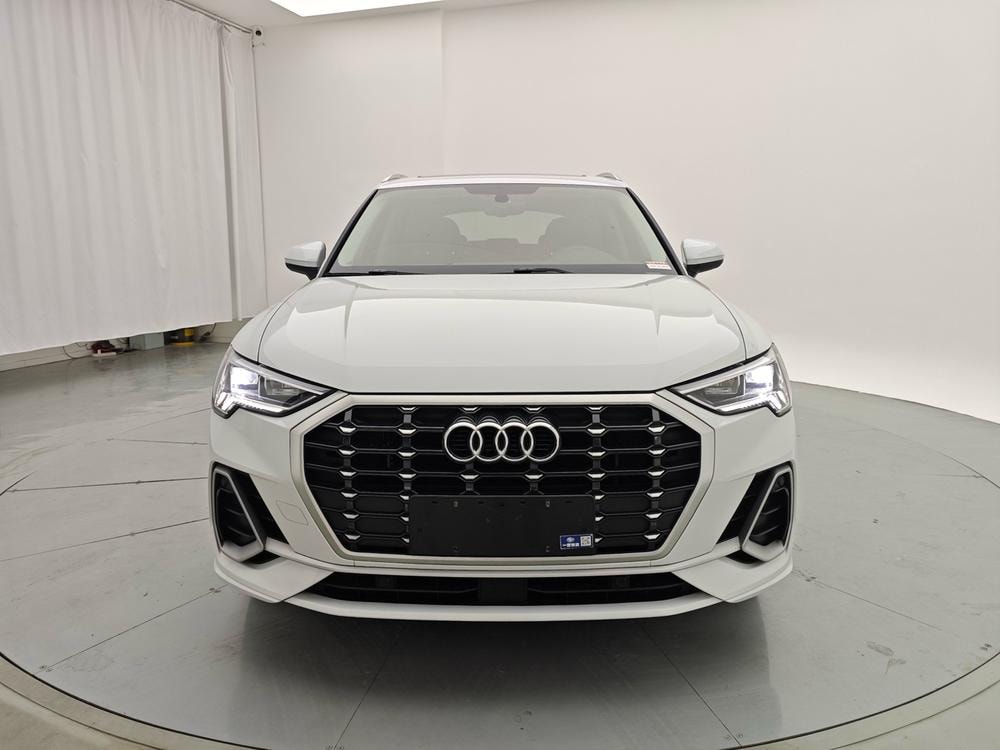 Audi Q3 2020 — фото автомобиля 1