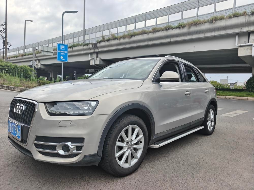 Audi Q3 2013 — фото автомобиля