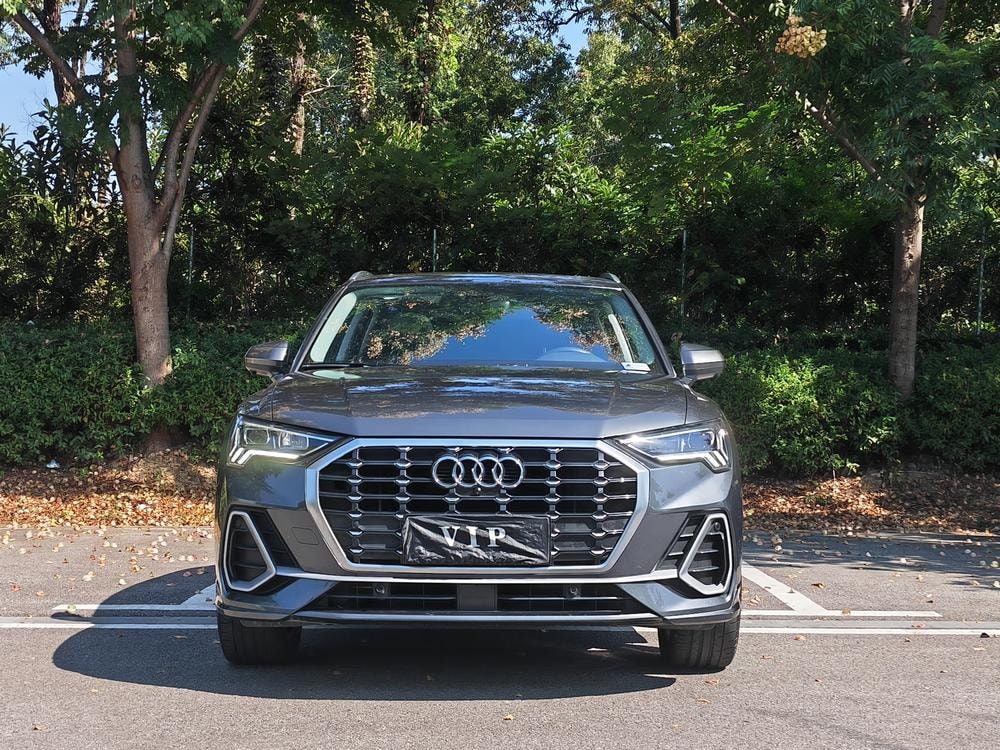 Audi Q3 2020 — фото автомобиля