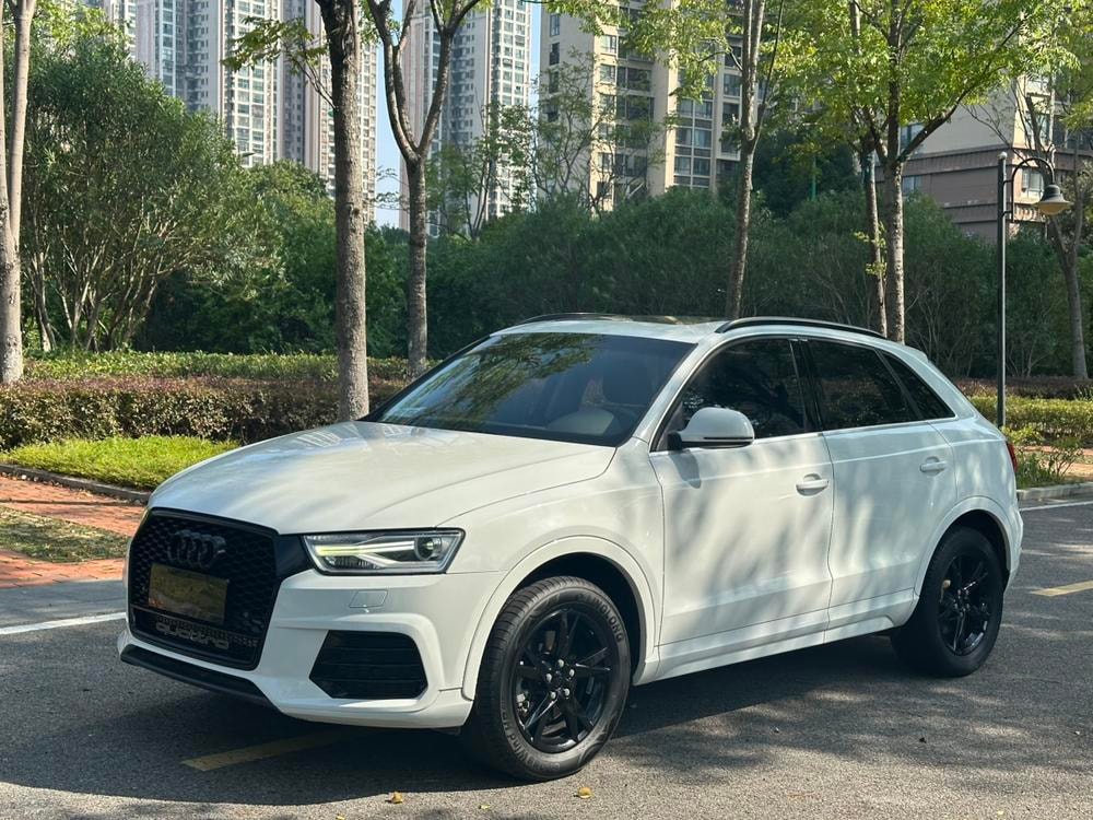 Audi Q3 2016 — фото автомобиля